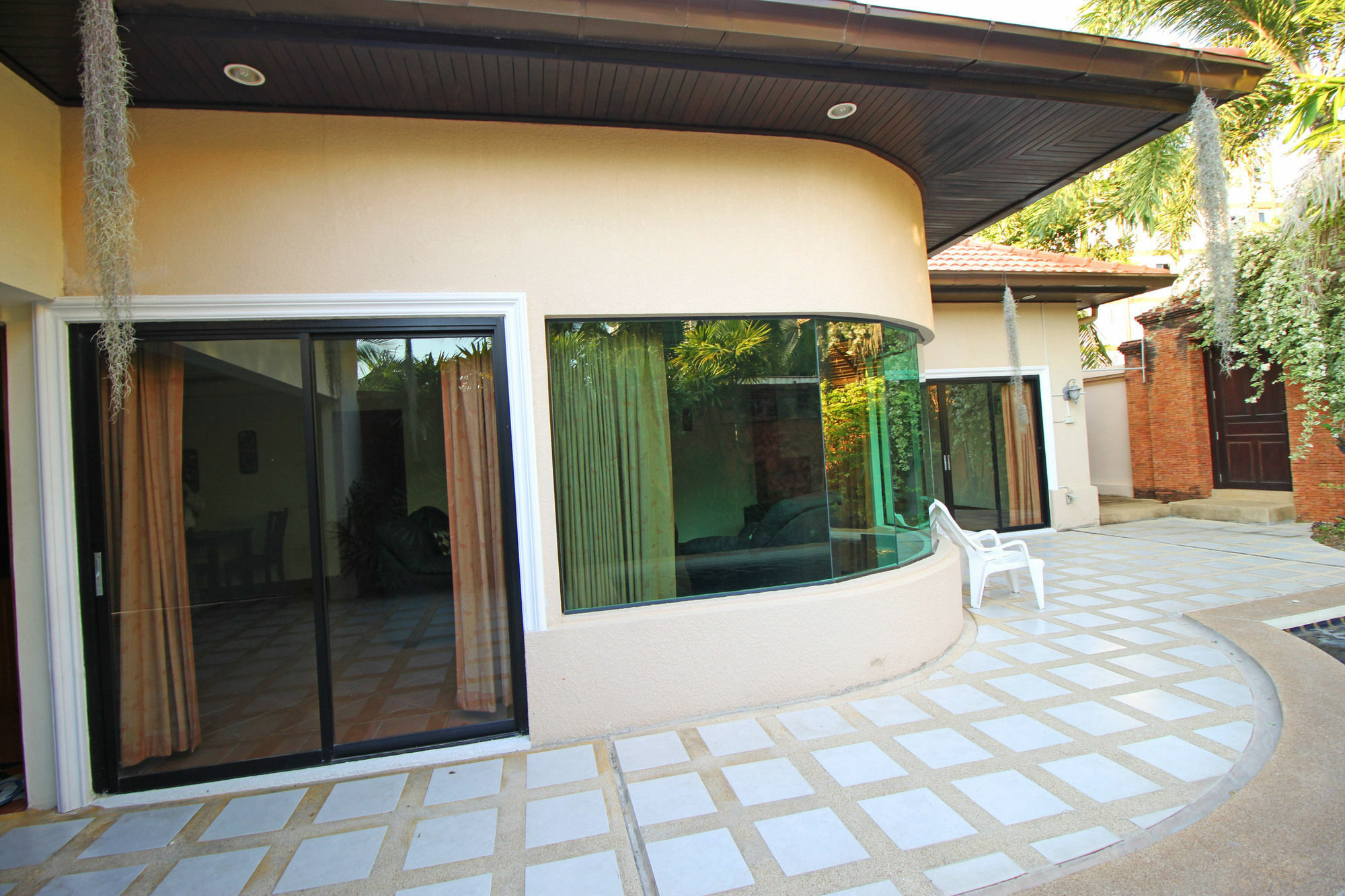 Cosy Beach Pool Villas By Pattaya Sunny Rentals Extérieur photo