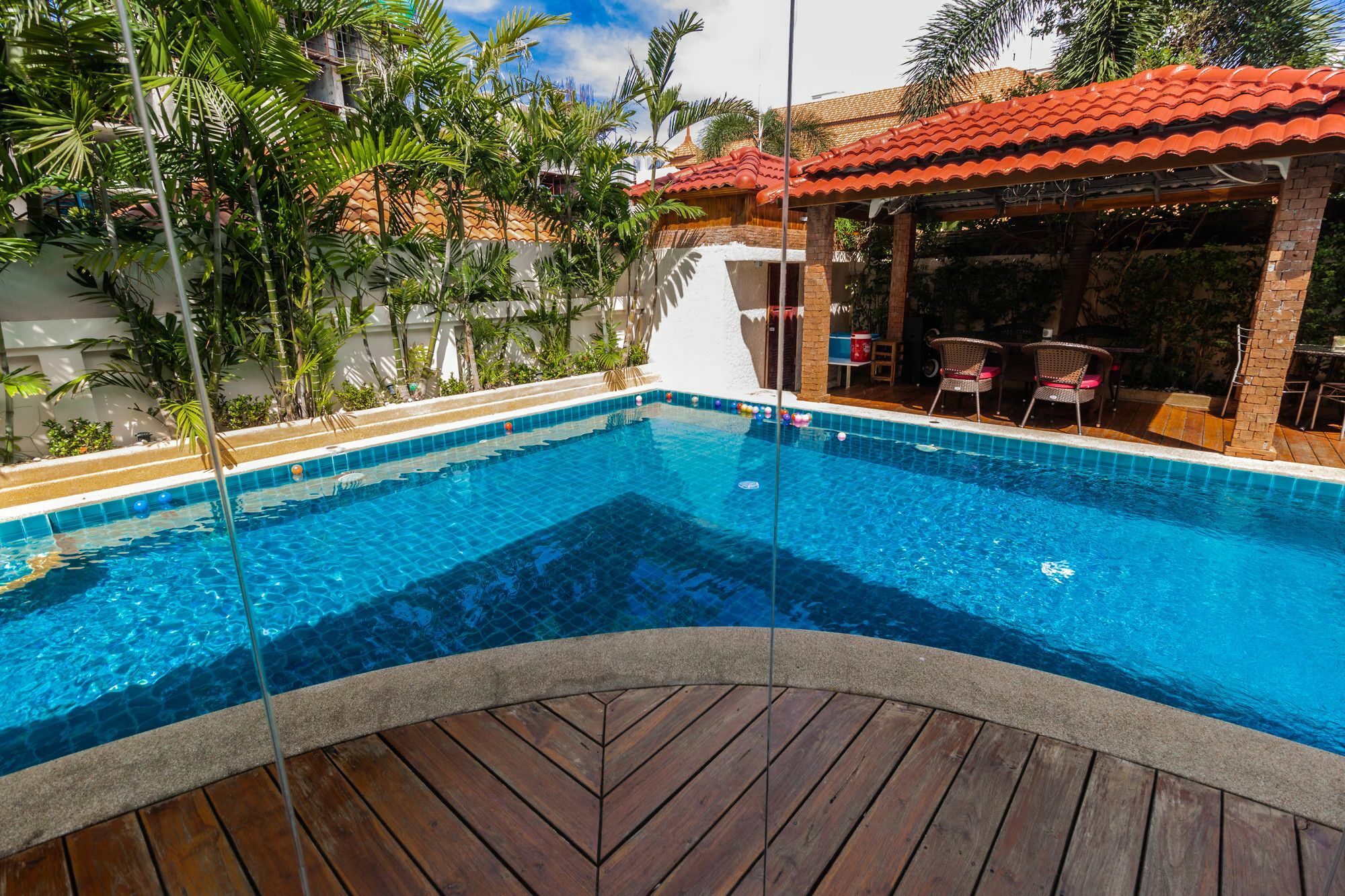 Cosy Beach Pool Villas By Pattaya Sunny Rentals Extérieur photo