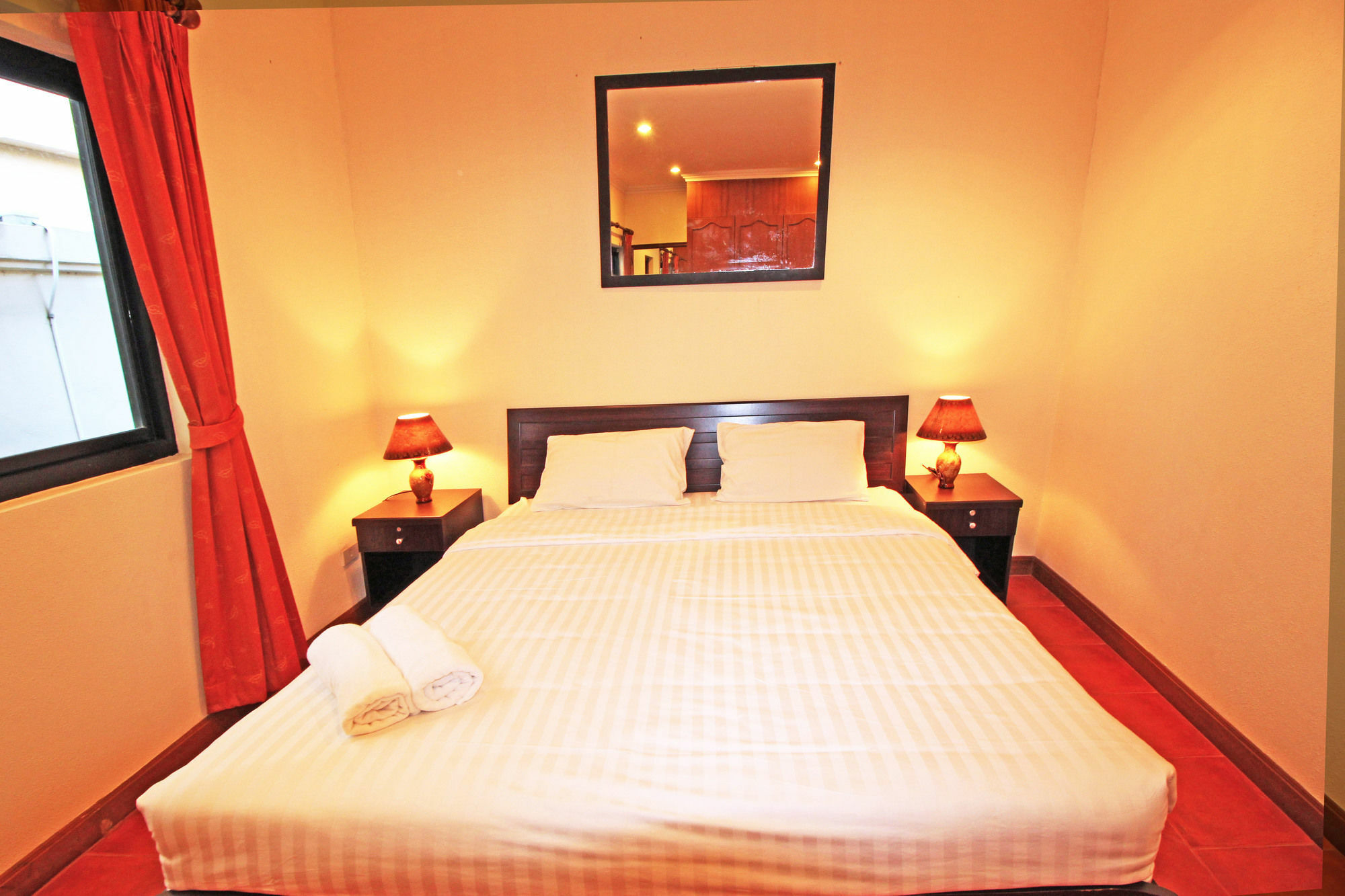 Cosy Beach Pool Villas By Pattaya Sunny Rentals Extérieur photo