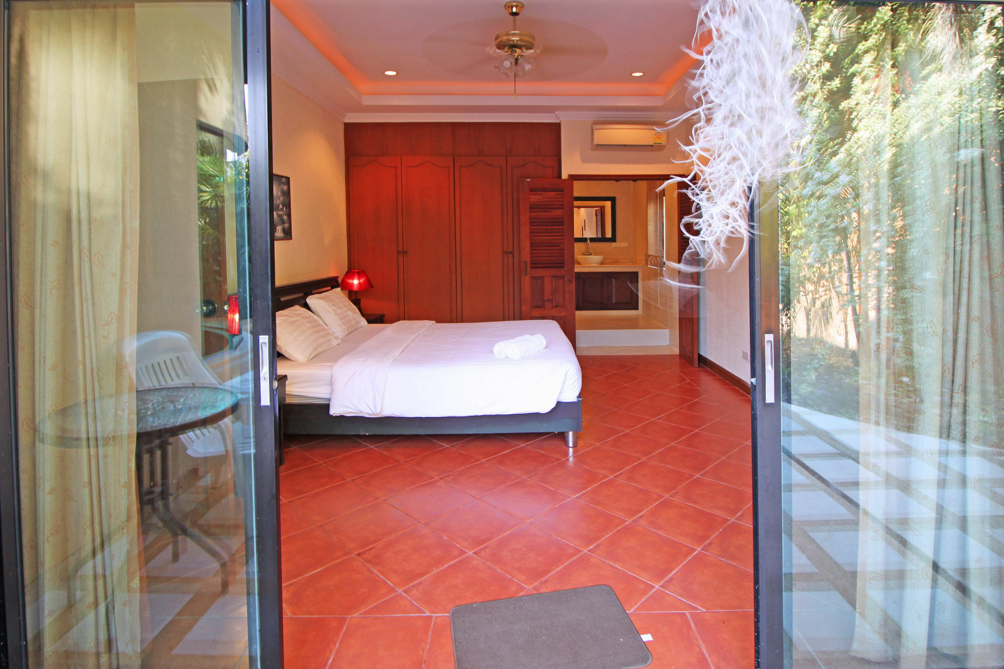 Cosy Beach Pool Villas By Pattaya Sunny Rentals Extérieur photo