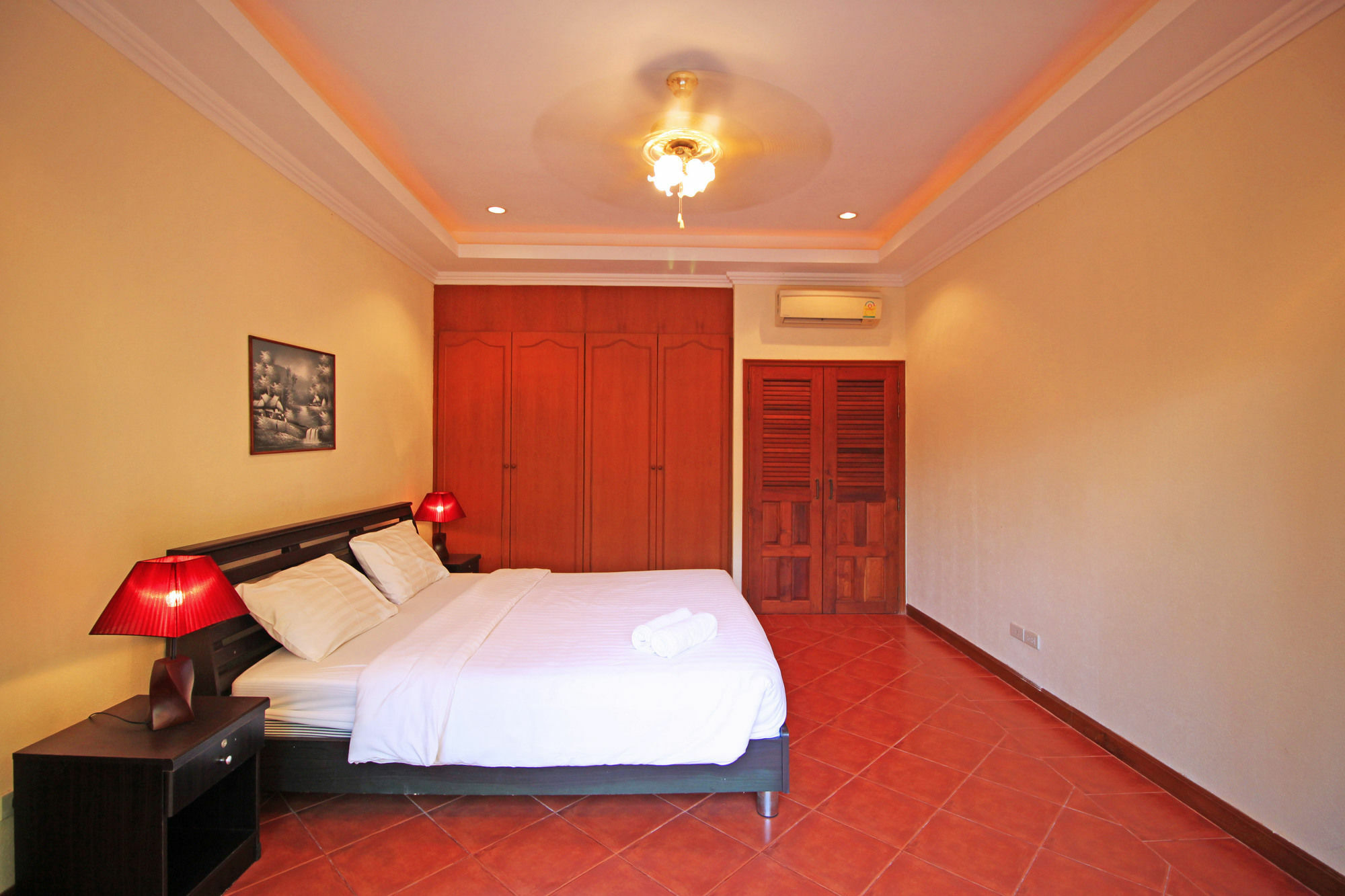 Cosy Beach Pool Villas By Pattaya Sunny Rentals Extérieur photo